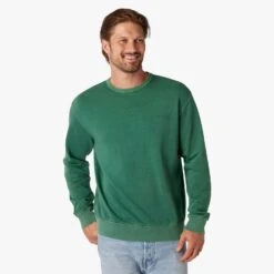 Saltaire Crewneck (2-Pack) -Fair Harbor F22 SALTAIRECREWNECK COASTALGREEN ON FIG 0183 46c4e0df 262a 4a89 b95a 2d39fbbe59df