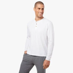 The SeaBreeze Henley | White -Fair Harbor Henly White 947 37bd4e1d c72c 4346 890d bb93a1f42ed2