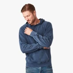 The Vintage-Wash Saltaire Hoodie | Navy -Fair Harbor SALTAIR HOODIE DARKBLUE 331 7a220573 e29f 40a7 8ac9 4a8f5c379356
