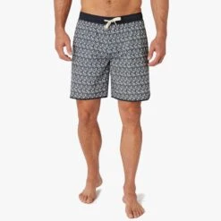 The Anchor | Black Geo -Fair Harbor SP23 D1 ANCHOR BLACKGEO ON FIG 1652 5773aee3 3563 42e8 b003 fc6be737cad0