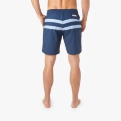 The Anchor | Light Blue Stripe -Fair Harbor SS002 SP22 in Studio photo Look3 ACH82 401 0102 51d29a1b cc4f 49e2 8c0b 8a266f08442b