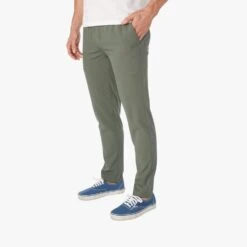 The One Pant | Olive -Fair Harbor SS002 SP22 in Studio photo Look42 COM12 302 1695 78913df7 fd9a 4733 8830 e30ecc9d8f0d
