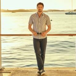 The Compass Pant | Navy -Fair Harbor THECOMPASSPANT NAVY LIFESTYLE 001 89eaaf2b b654 45b9 bd4c 7476770e755f